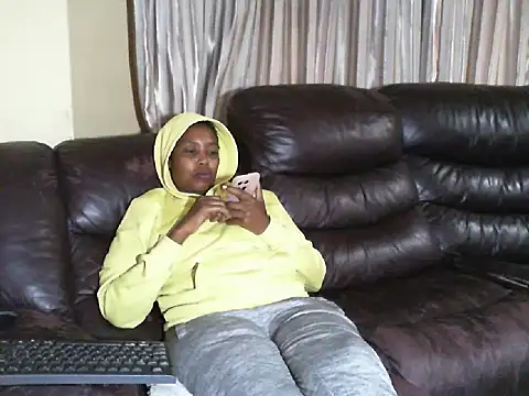 Caramel-goddess18 online show from March 2026 07:01:02 AM