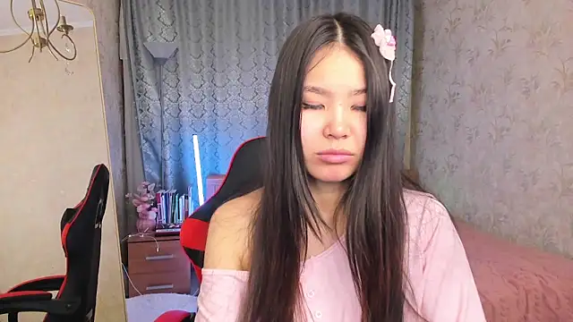 amiya cute online show from March 2026 03:59:01 PM