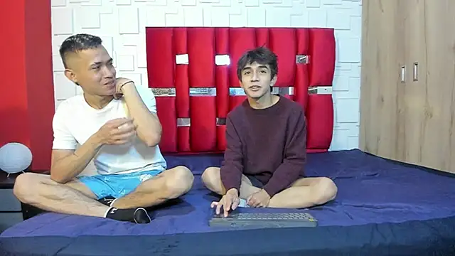 PetterSosa25 online show from December 2025 02:44:02 PM