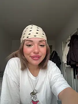 SilkyMira online show from January 2026 09:35:02 AM