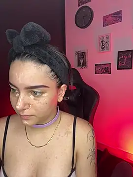 Missvalery online show from January 2026 07:28:02 PM