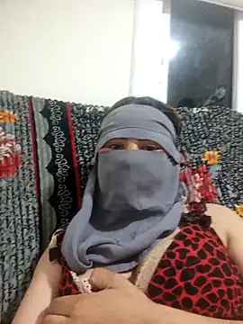katiyvy online show from May 2026 08:14:02 PM