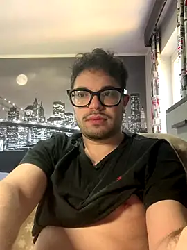 sognatore99 online show from December 2025 10:33:01 AM