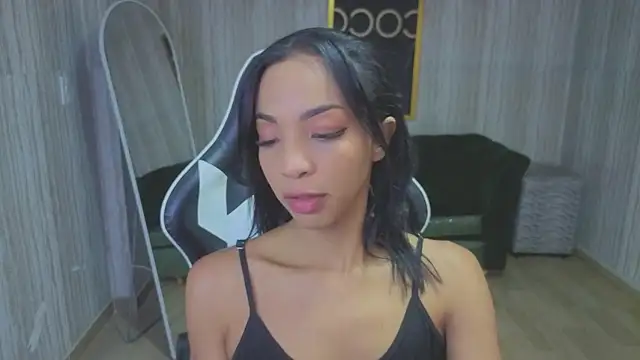 luna meow t online show from February 2026 08:04:02 PM