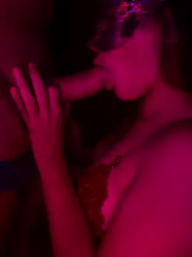 sextwox online show from January 2026 02:05:02 AM