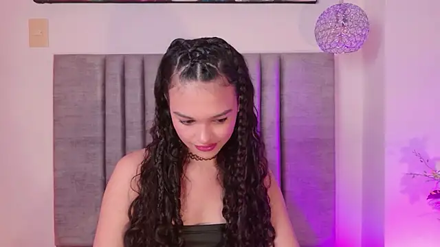 PaulinaSaint online show from March 2026 06:23:01 PM