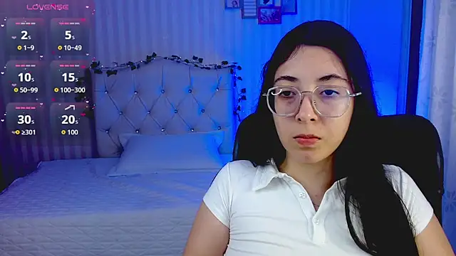 emmalove doll online show from February 2026 09:02:01 PM