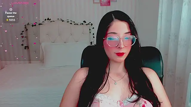 emmalove doll online show from March 2026 12:17:02 AM