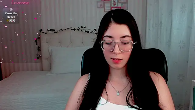 emmalove doll online show from March 2026 12:25:02 AM