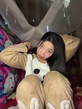 lux-su online show from February 2026 05:49:01 AM