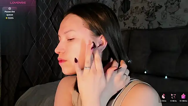 AnneNexxtDoor online show from February 2026 03:34:02 AM