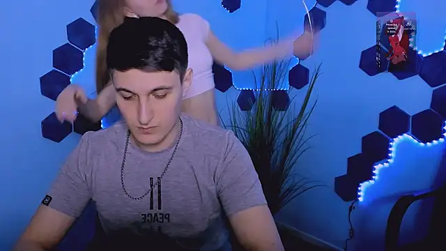 Snapshot of beauty_liam chatting on March 2026 08:01:02 PM beauty liam online show from March 2026 08:01:02 PM