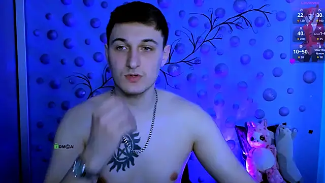 Snapshot of beauty_liam chatting on March 2026 08:14:01 PM beauty liam online show from March 2026 08:14:01 PM