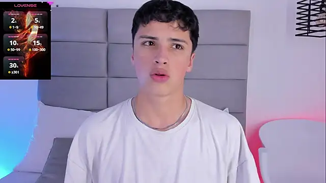JoshClaarktt online show from May 2026 04:07:02 AM