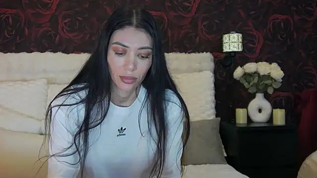 Leena C online show from February 2026 10:48:02 PM