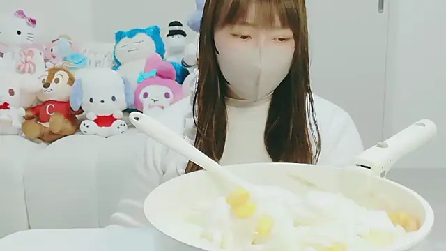 Snapshot of yuyuchan__ chatting on April 2026 10:20:02 AM yuyuchan online show from April 2026 10:20:02 AM