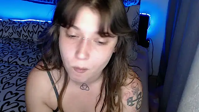 AlienforTwenty online show from June 2026 05:15:01 PM