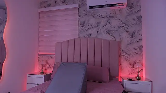 Snapshot of sofia_go_ chatting on March 2026 12:01:01 PM sofia go online show from March 2026 12:01:01 PM