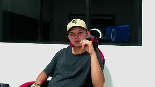 NathanBrookhs online show from December 2025 09:34:02 PM