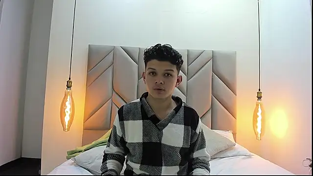 NathanBrookhs online show from January 2026 03:33:01 AM