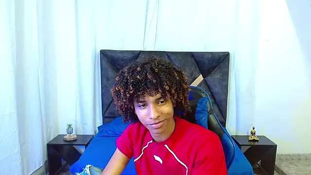 angelll18  online show from June 2026 09:08:02 PM