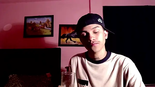 Snapshot of andy_star12 chatting on December 2025 10:37:02 PM andy star12 online show from December 2025 10:37:02 PM