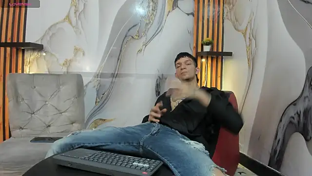 Straight Guy22 online show from February 2026 03:16:02 AM