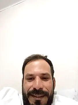 Snapshot of Dionaatanm chatting on December 2025 03:22:02 AM Dionaatanm online show from December 2025 03:22:02 AM