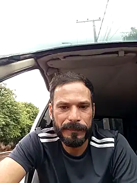 Snapshot of Dionaatanm chatting on December 2025 06:02:01 PM Dionaatanm online show from December 2025 06:02:01 PM