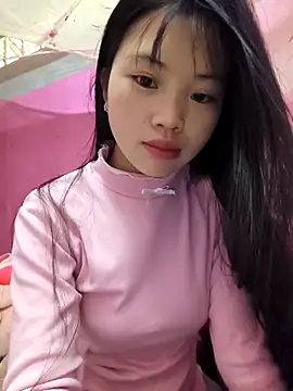 Quieny-x online show from December 2025 01:34:02 AM