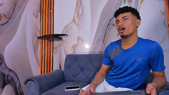 Snapshot of AresDAMM chatting on December 2025 08:02:01 PM AresDAMM online show from December 2025 08:02:01 PM