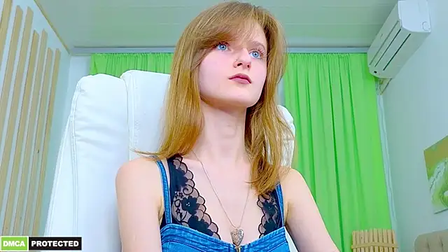 Snapshot of Miss_Alisa_ chatting on March 2026 05:19:01 PM Miss Alisa online show from March 2026 05:19:01 PM