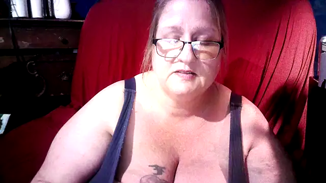 jade-belle online show from April 2026 08:07:02 AM