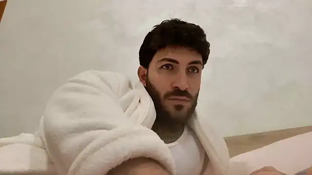 Snapshot of mark_ariete chatting on December 2025 07:07:02 PM mark ariete online show from December 2025 07:07:02 PM