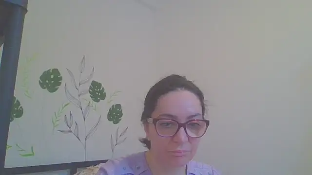 Snapshot of anngelle chatting on December 2025 09:40:01 AM anngelle online show from December 2025 09:40:01 AM