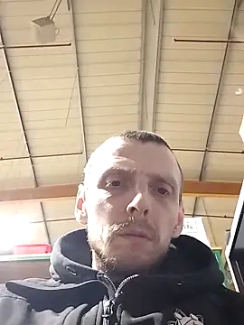 CrookedBunk3527 online show from February 2026 07:19:01 AM