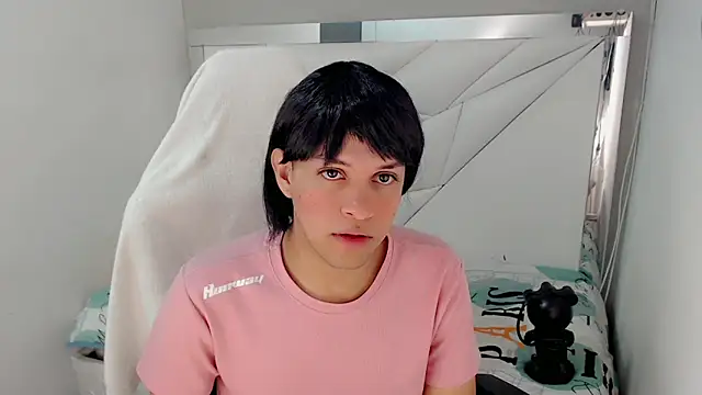 Luky twink online show from January 2026 06:22:02 PM