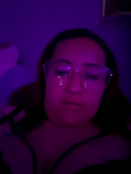 Meghan T18 online show from December 2025 01:11:01 AM