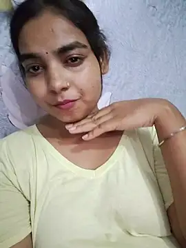 Himani 0122 online show from June 2026 06:13:02 PM