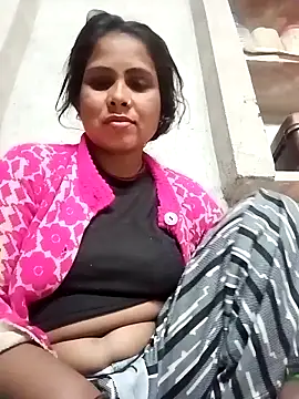 Shreya pandit online show from February 2026 01:57:01 AM