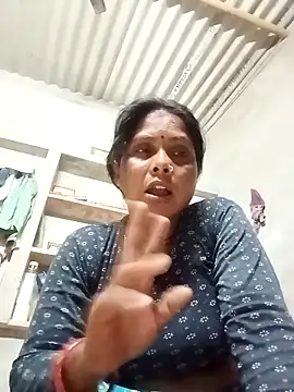Shreya pandit online show from April 2026 06:16:01 PM