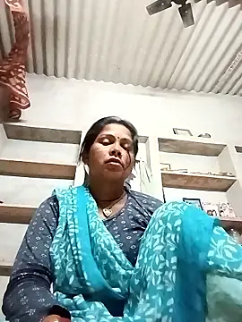 Shreya pandit online show from April 2026 12:09:02 AM