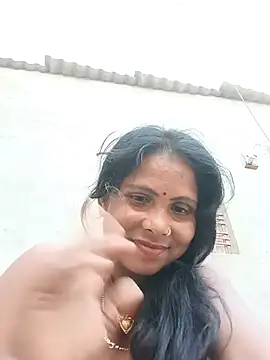 Shreya pandit online show from May 2026 12:43:01 PM