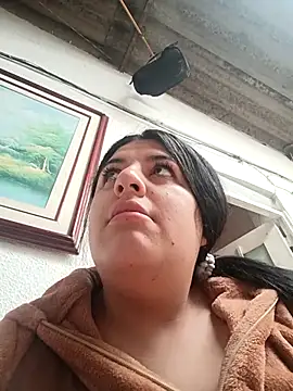 Naoomii1 online show from December 2025 03:17:01 PM