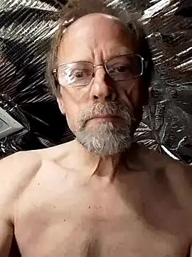 Snapshot of Quebec46 chatting on December 2025 04:24:01 PM Quebec46 online show from December 2025 04:24:01 PM