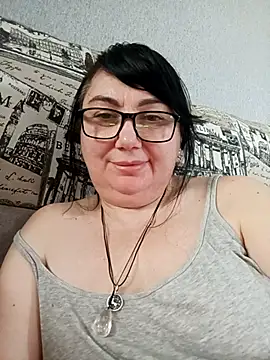 MariSwan222 online show from April 2026 01:02:02 PM