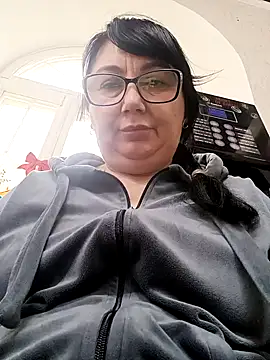 MariSwan222 online show from May 2026 06:40:02 AM
