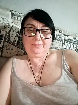 MariSwan222 online show from May 2026 05:21:02 PM