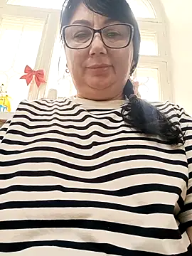 MariSwan222 online show from May 2026 10:22:02 AM