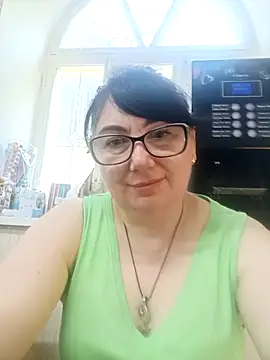 MariSwan222 online show from June 2026 06:34:02 AM